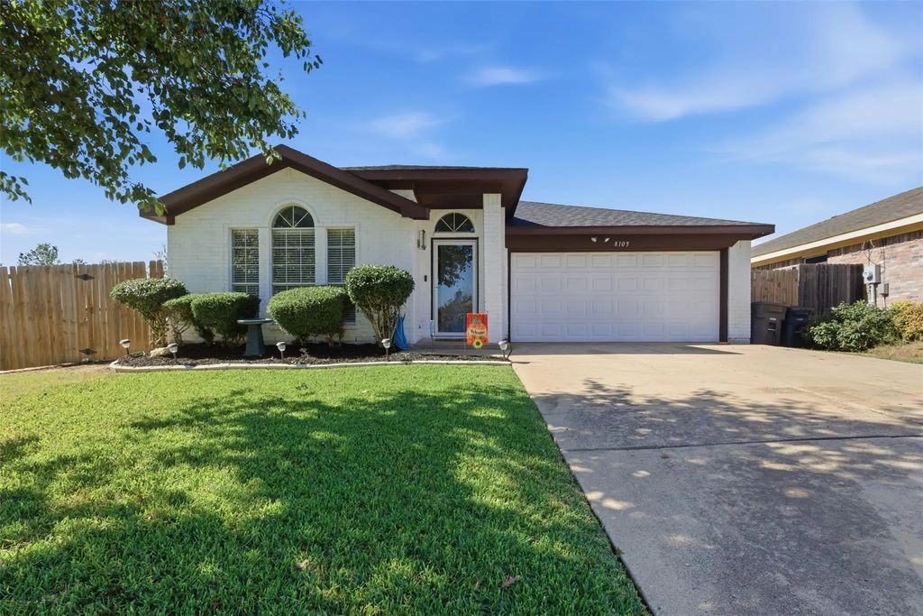 8105 Cannonwood Drive, Fort Worth