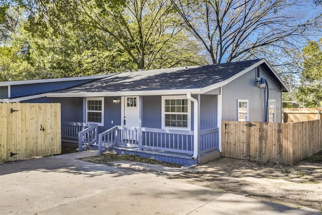 6009 Day Road, Mansfield