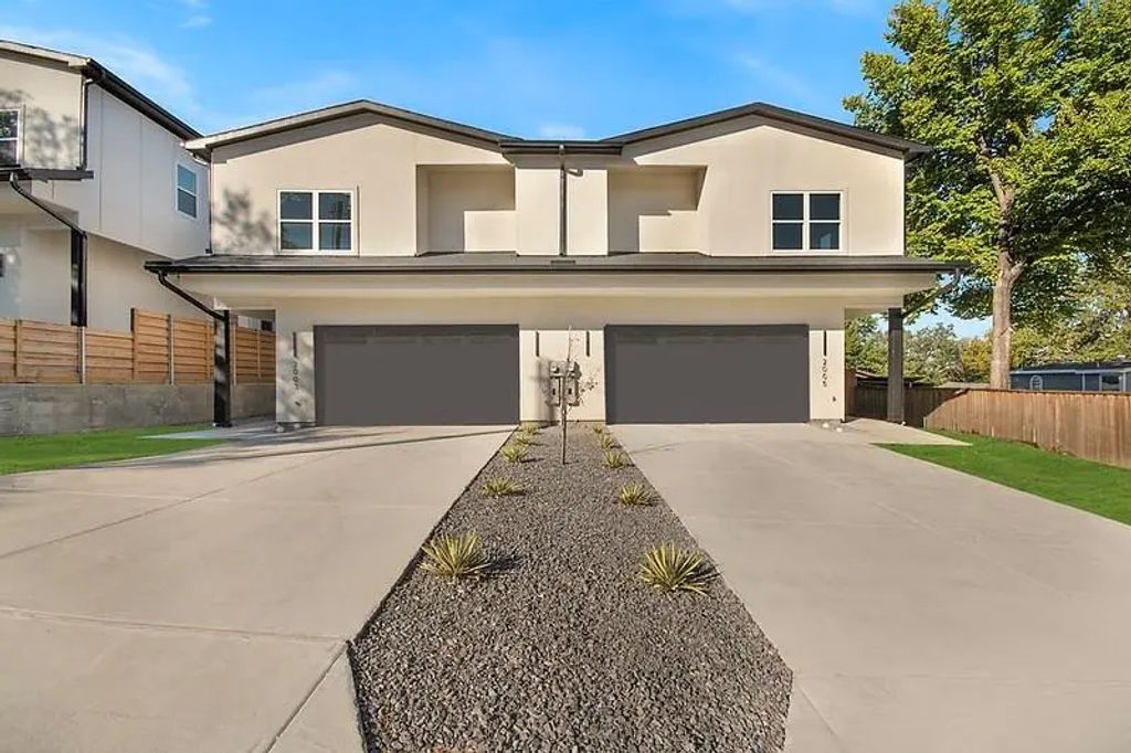 2003 Hearne Avenue, Dallas