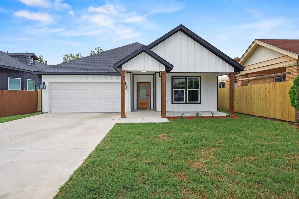 1254 E Myrtle Street, Fort Worth