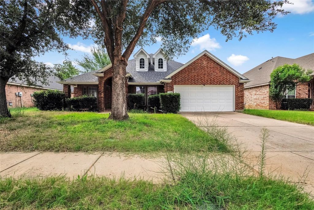 308 Ranch Trail, Mansfield