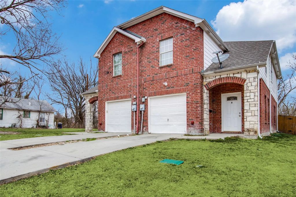 807 Fenet Street, McKinney