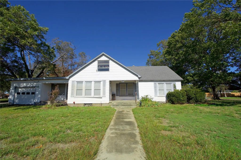 216 4th Street, Muenster