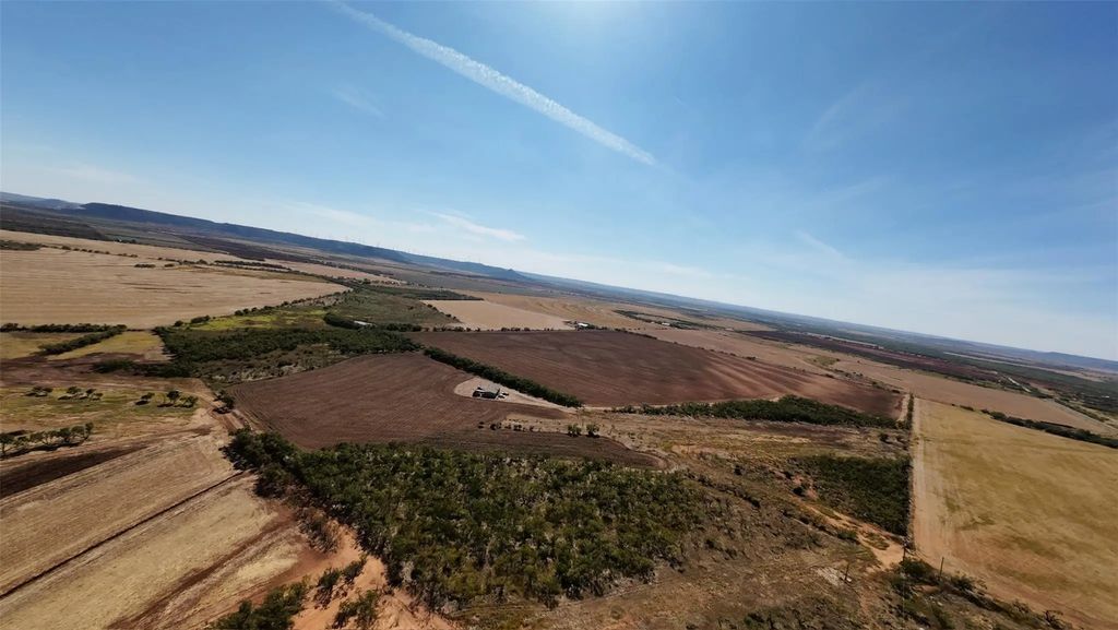 5481 Fm 1235, Merkel