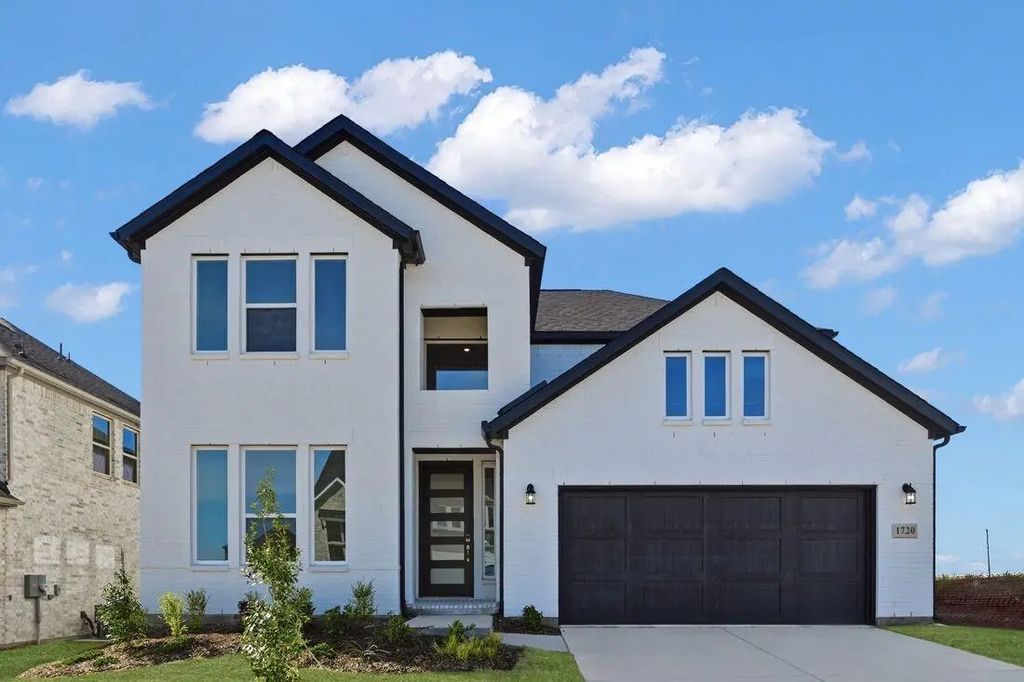 1720 Buck Trail, Celina