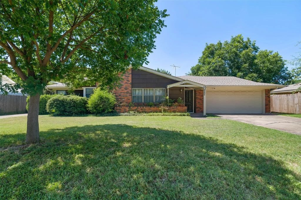 4629 Fawn Drive, Fort Worth