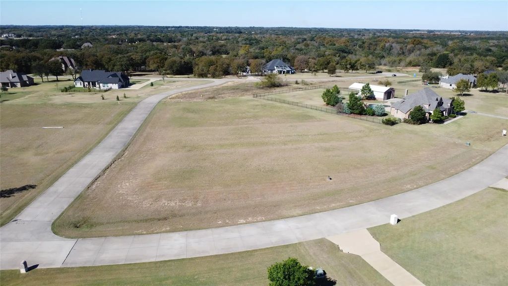 1277 Shadow Lakes Drive, Wills Point