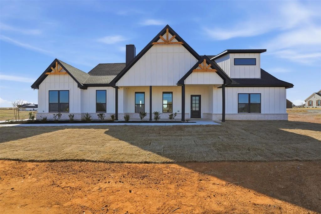 112 Trumpet Court, Paradise