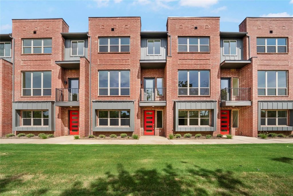 13351 Goodland Street 207, Farmers Branch