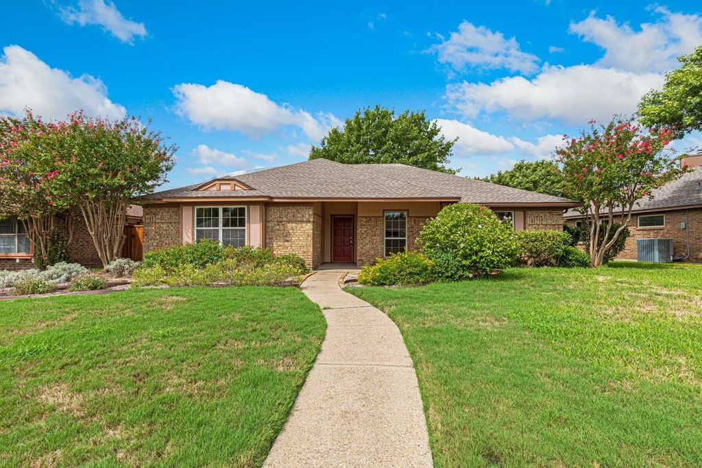 3705 Remington Drive, Rowlett