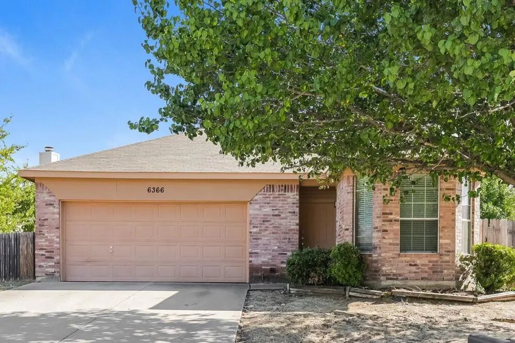 6366 Rainwater Way, Fort Worth