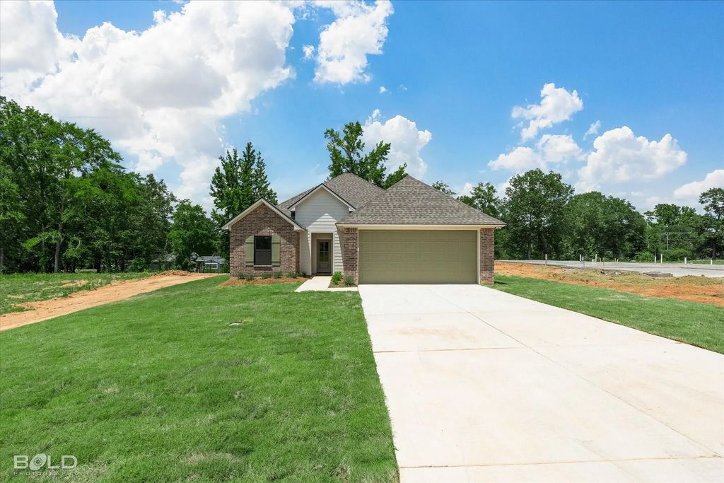 5870 Northwood Oaks, Shreveport