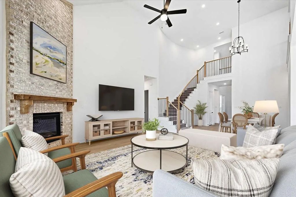 1742 Torrente Drive, McLendon Chisholm