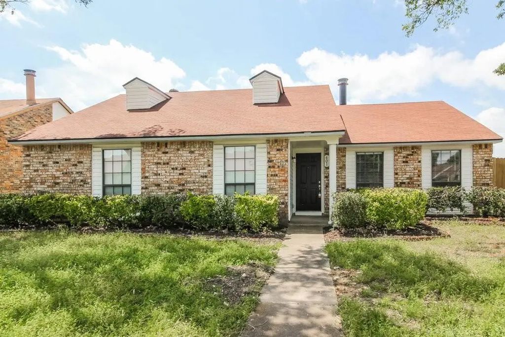 401 Rainier Street, Cedar Hill