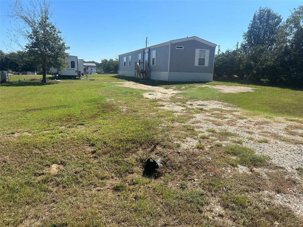 318 Seminole, Quitman