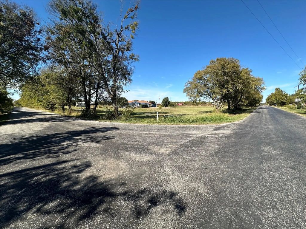 1969 Frog Pond Road, Sherman