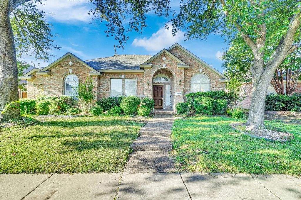 5409 Deer Brook Road, Garland