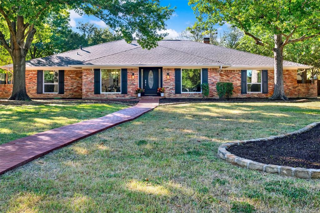 6004 Hunter Court, Colleyville