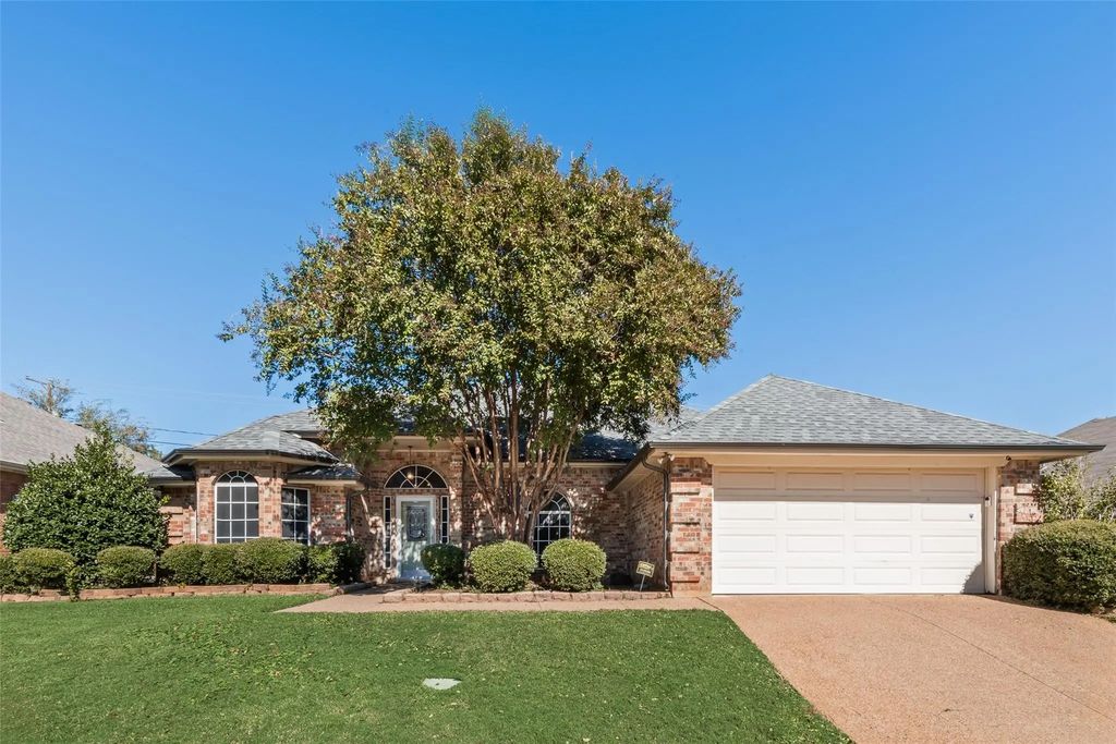 6201 Castle Creek Road, Arlington