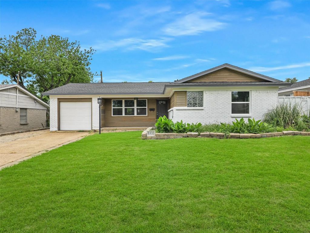 8555 Westfield Drive, Dallas