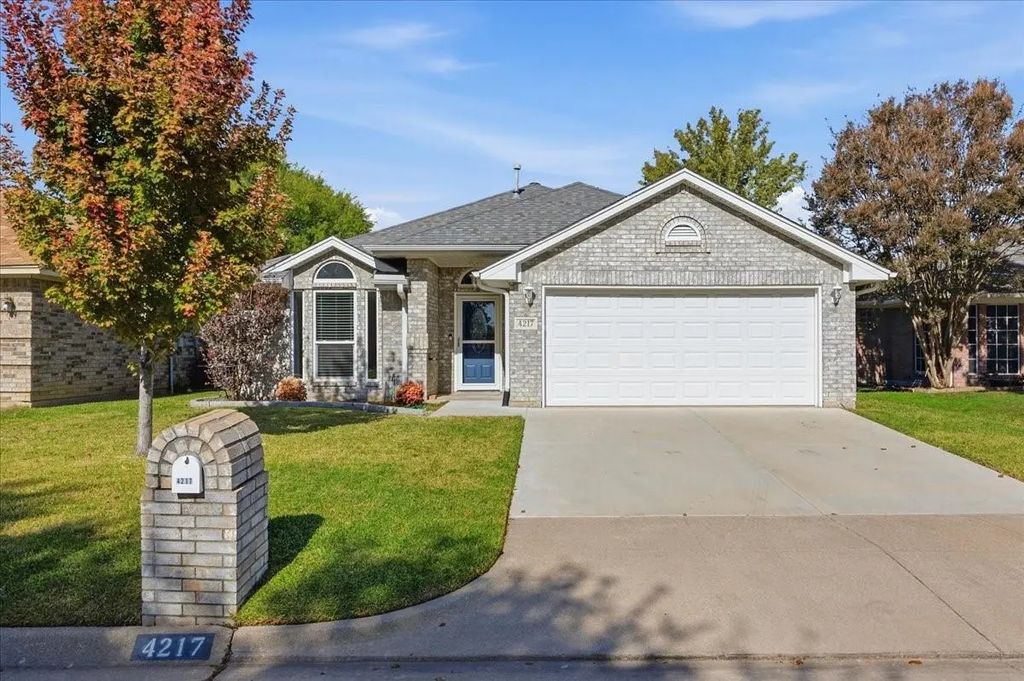 4217 Judith Way, Haltom City