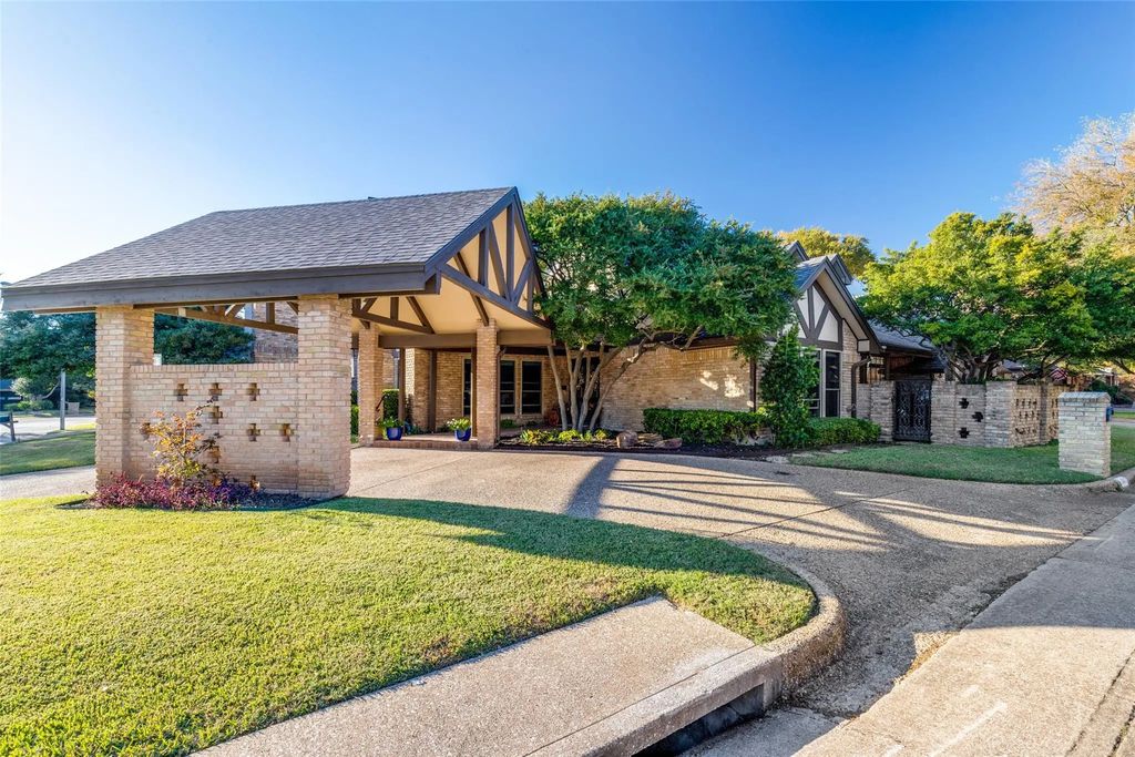 16015 Chalfont Circle, Dallas