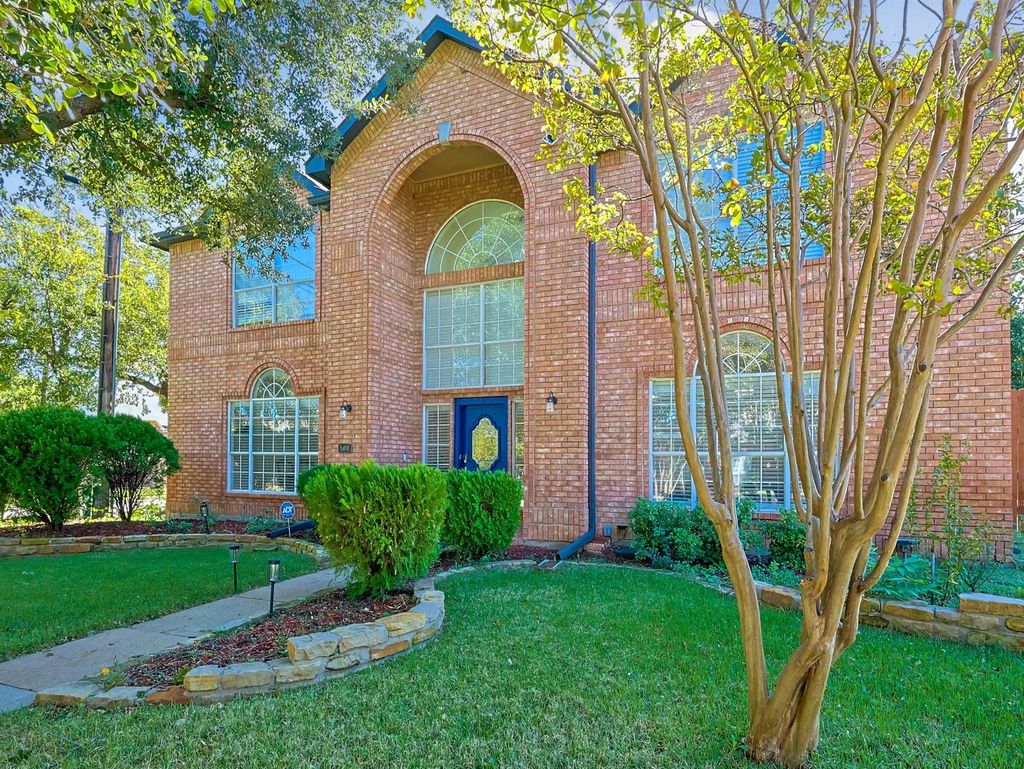 501 Halifax Lane, Coppell