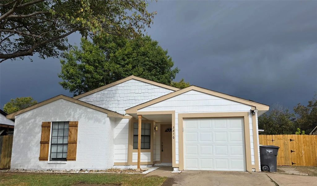 3816 Horizon Place, Fort Worth