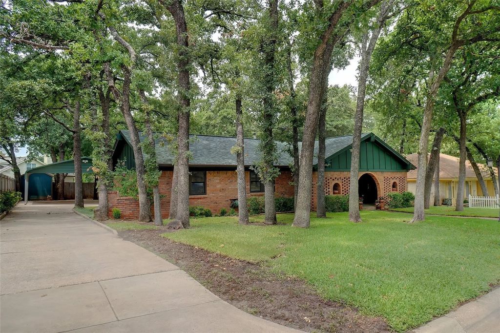 1505 Cedar Ridge Terrace, Euless