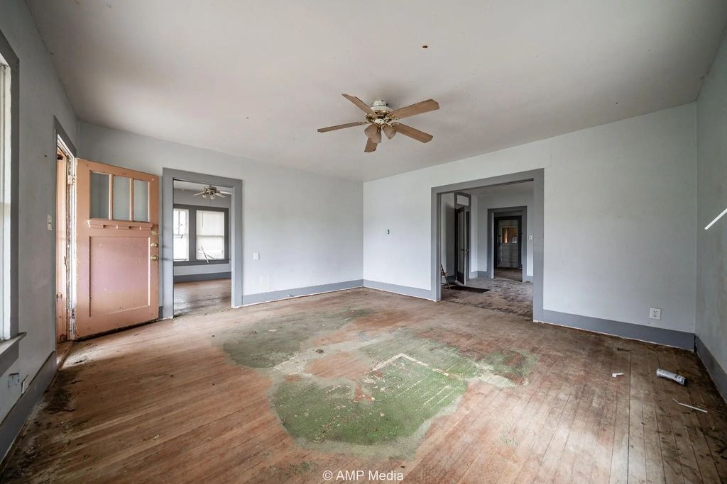 903 N H Avenue, Haskell
