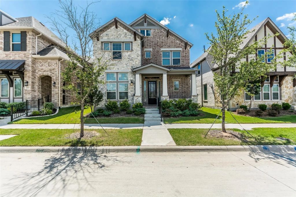 6816 Royal Liverpool Drive, McKinney