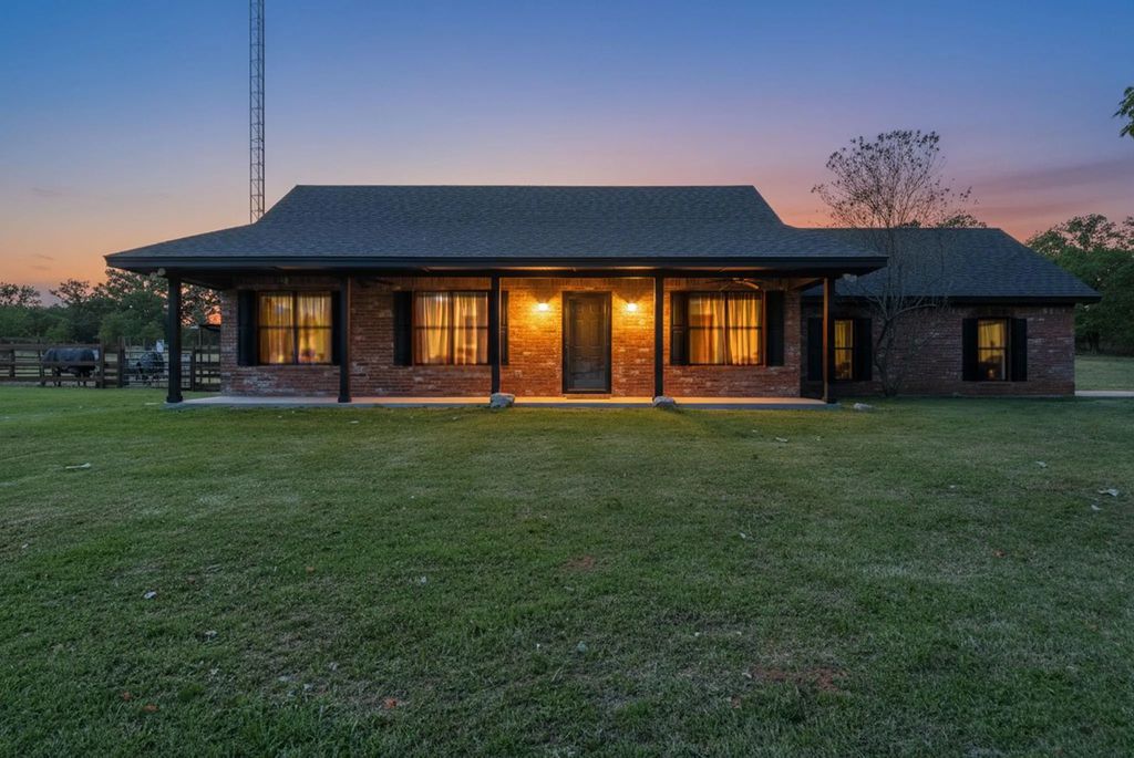 2883 Harwell Lake Road, Weatherford