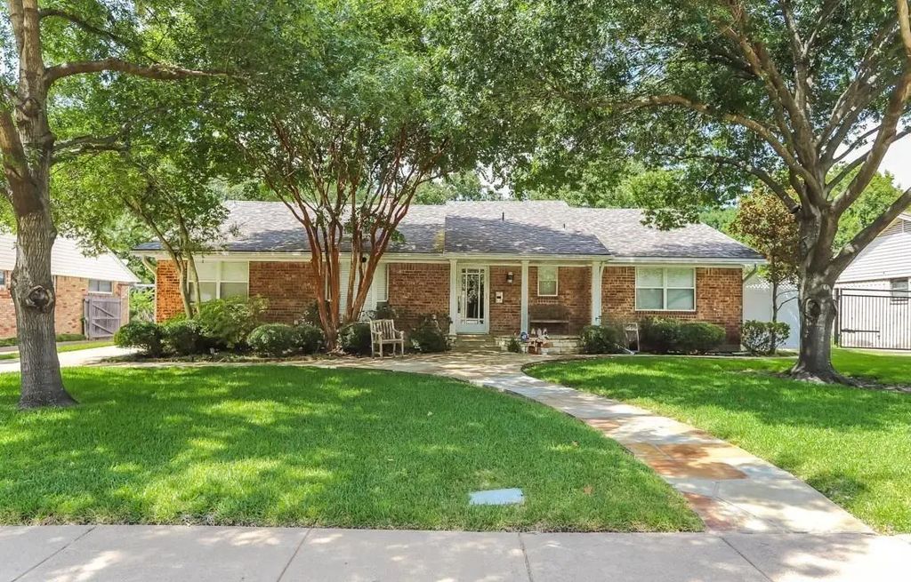 614 Twilight Trail, Richardson