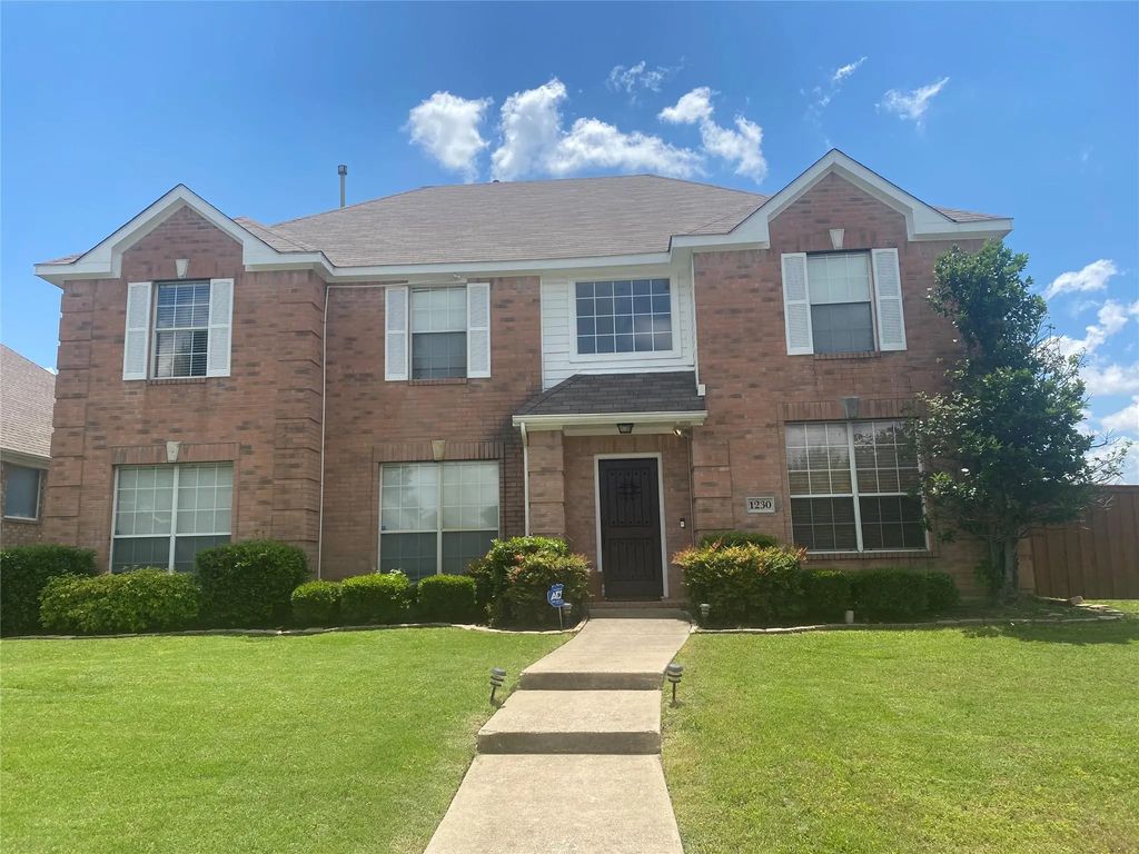 1230 Donegal Lane, Garland