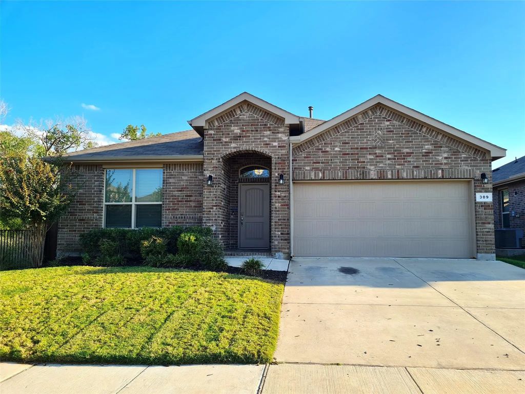 309 Oakbluff Drive, Denton