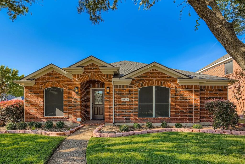 12407 Hawk Creek Drive, Frisco