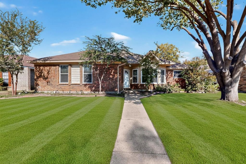 664 Phillips Drive, Coppell