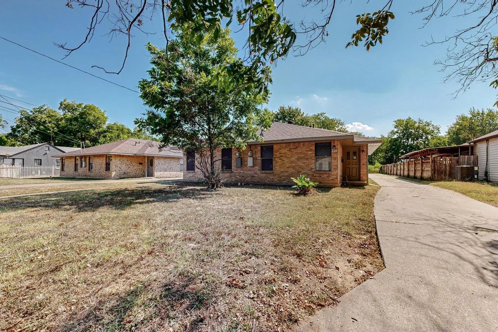 420 Lucille Street, Irving