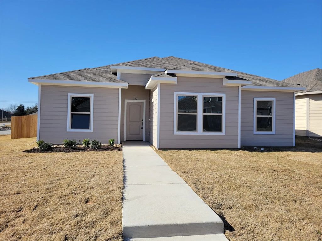 129 Canales Circle, Greenville