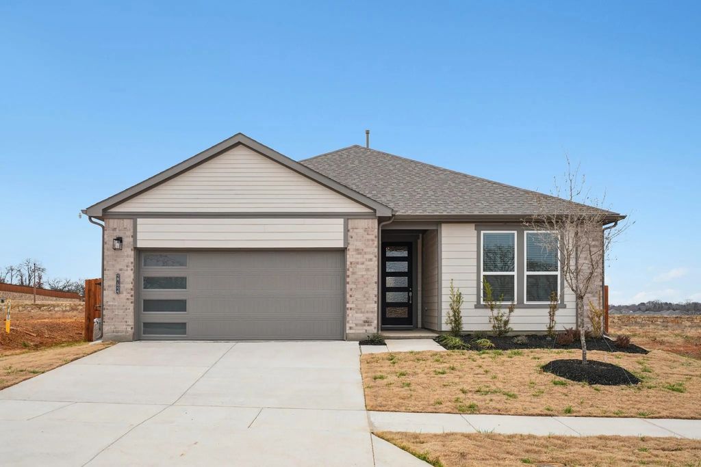 2724 Goldfinch Drive, Denton