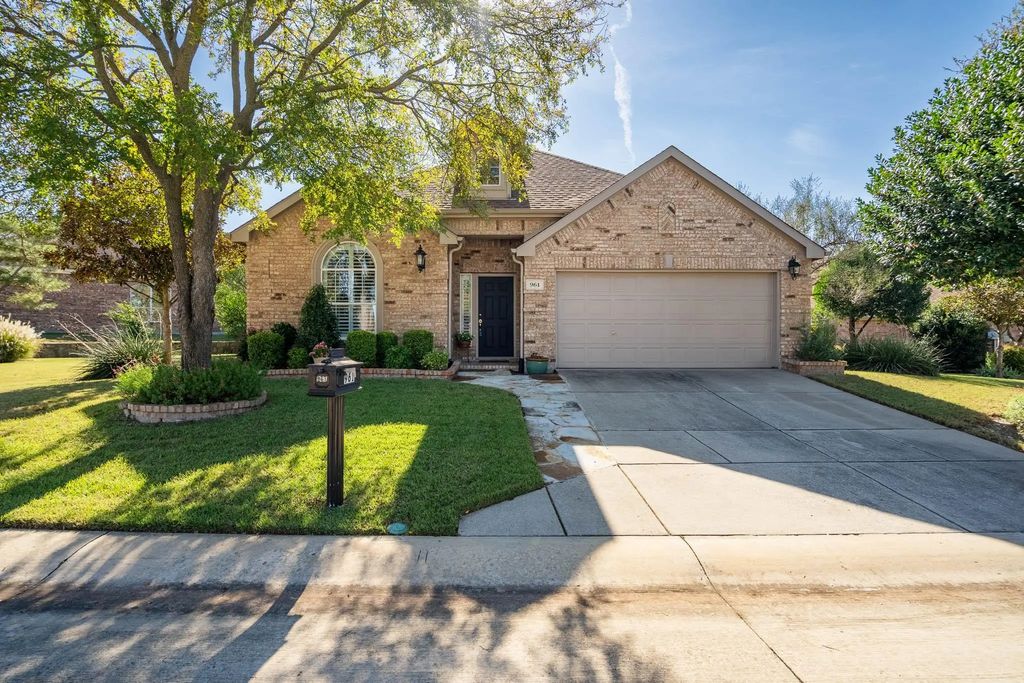 961 Winged Foot Drive, Fairview