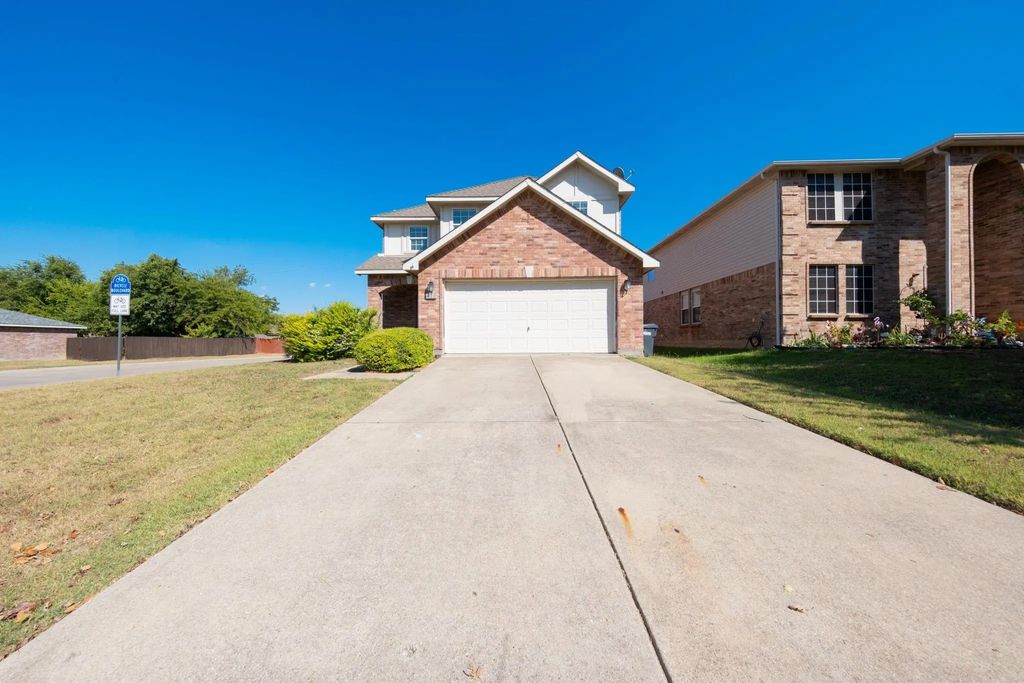 520 Lewis Canyon Lane, McKinney