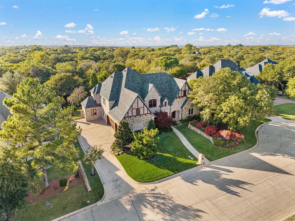 7204 Vanguard Court, Colleyville