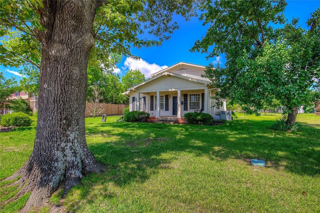 1005 Church Street, Sulphur Springs
