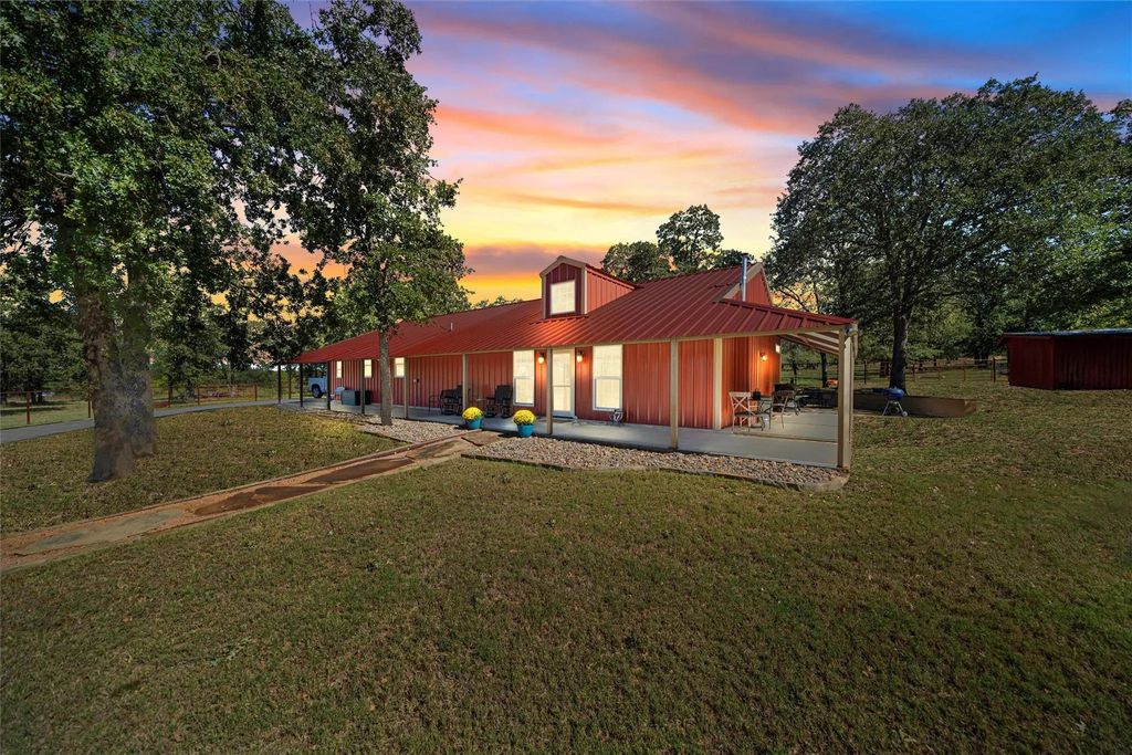 2002 Cold Springs Road, Weatherford