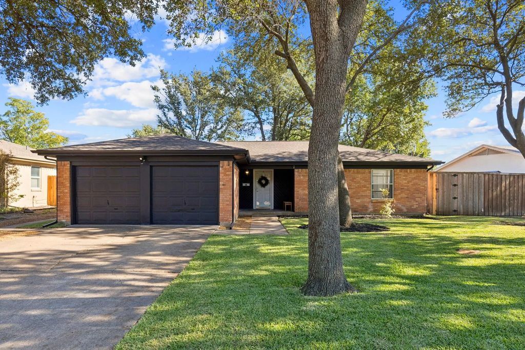 13526 Janwood Lane, Farmers Branch