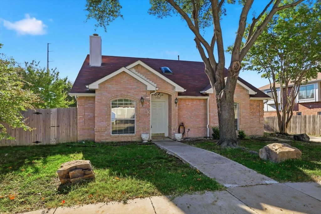 1400 Saint Gallen Lane, Lewisville