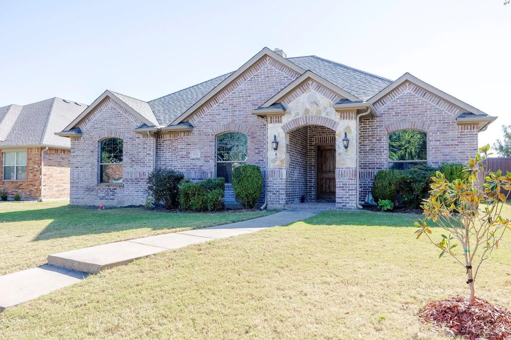 2711 Sugar Maple Drive, Wylie