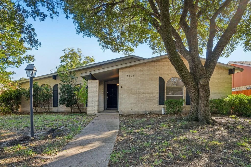 2818 Ripplewood Drive, Garland