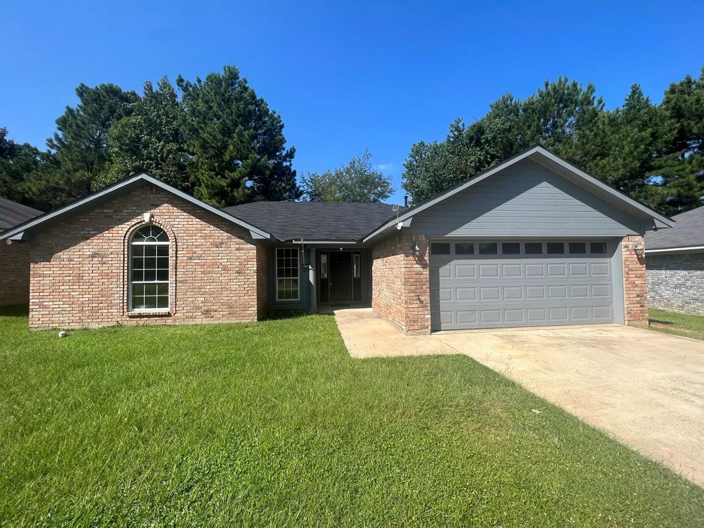9132 Bernadette Lane, Shreveport